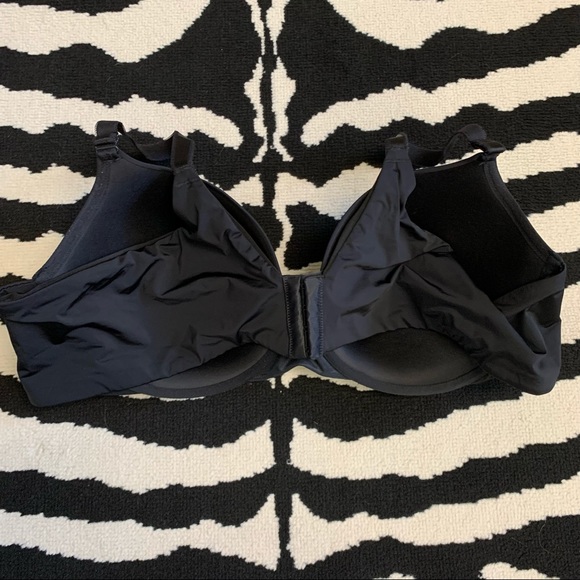 TORRID Curve Body Black Lightly Lined T-shirt Bra Size 50B - Picture 8 of 16